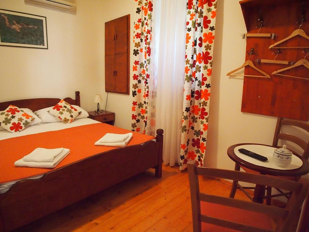 Rooms & Studio Stipcic โตรกีร์ ภายนอก รูปภาพ