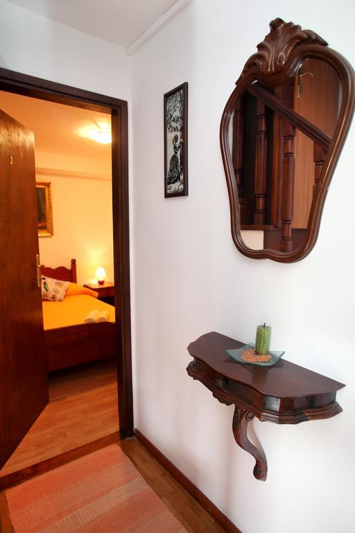 Rooms & Studio Stipcic โตรกีร์ ภายนอก รูปภาพ